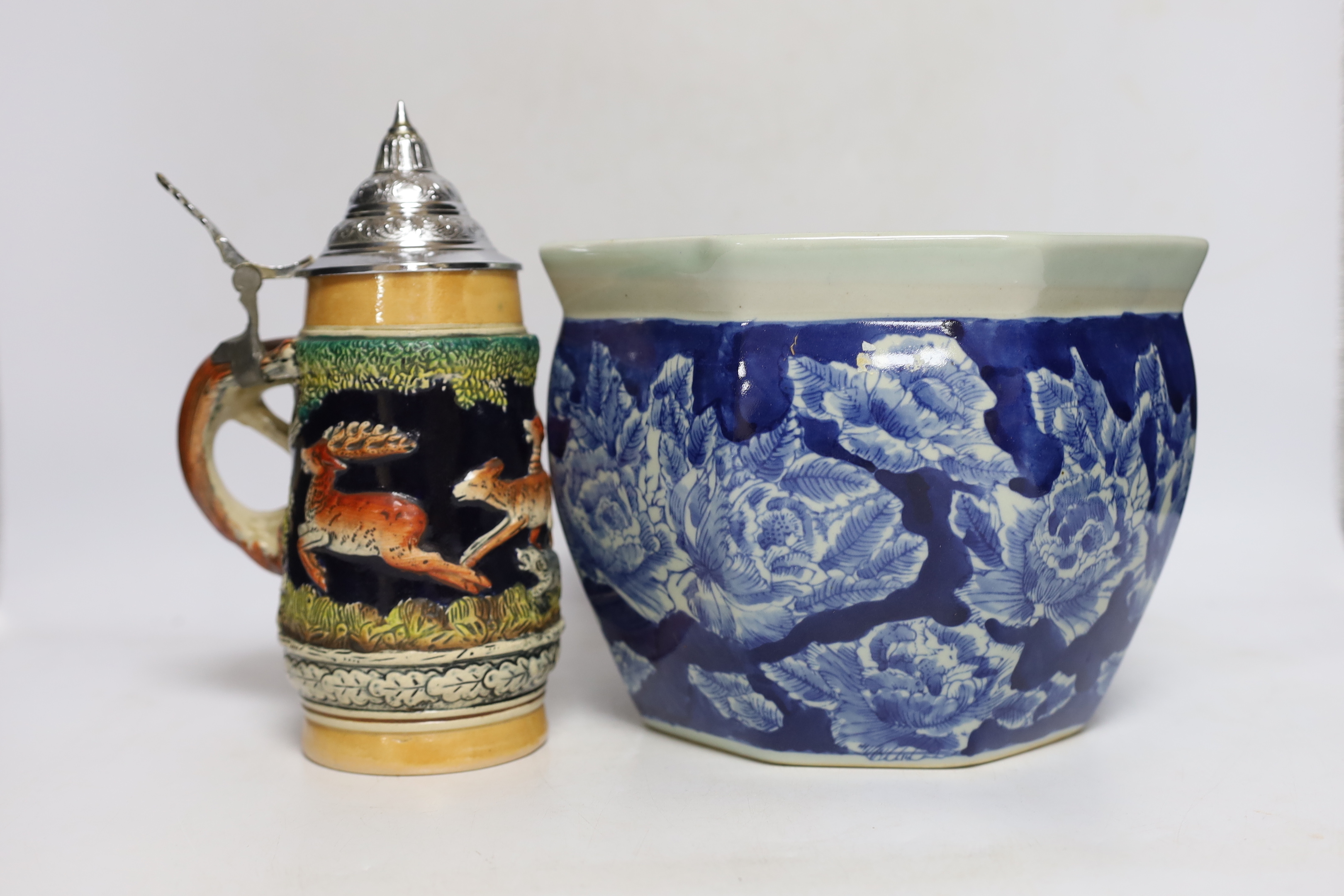 Three Sadler pottery teapots, a blue and white Chinese jardiniere, etc. (8)